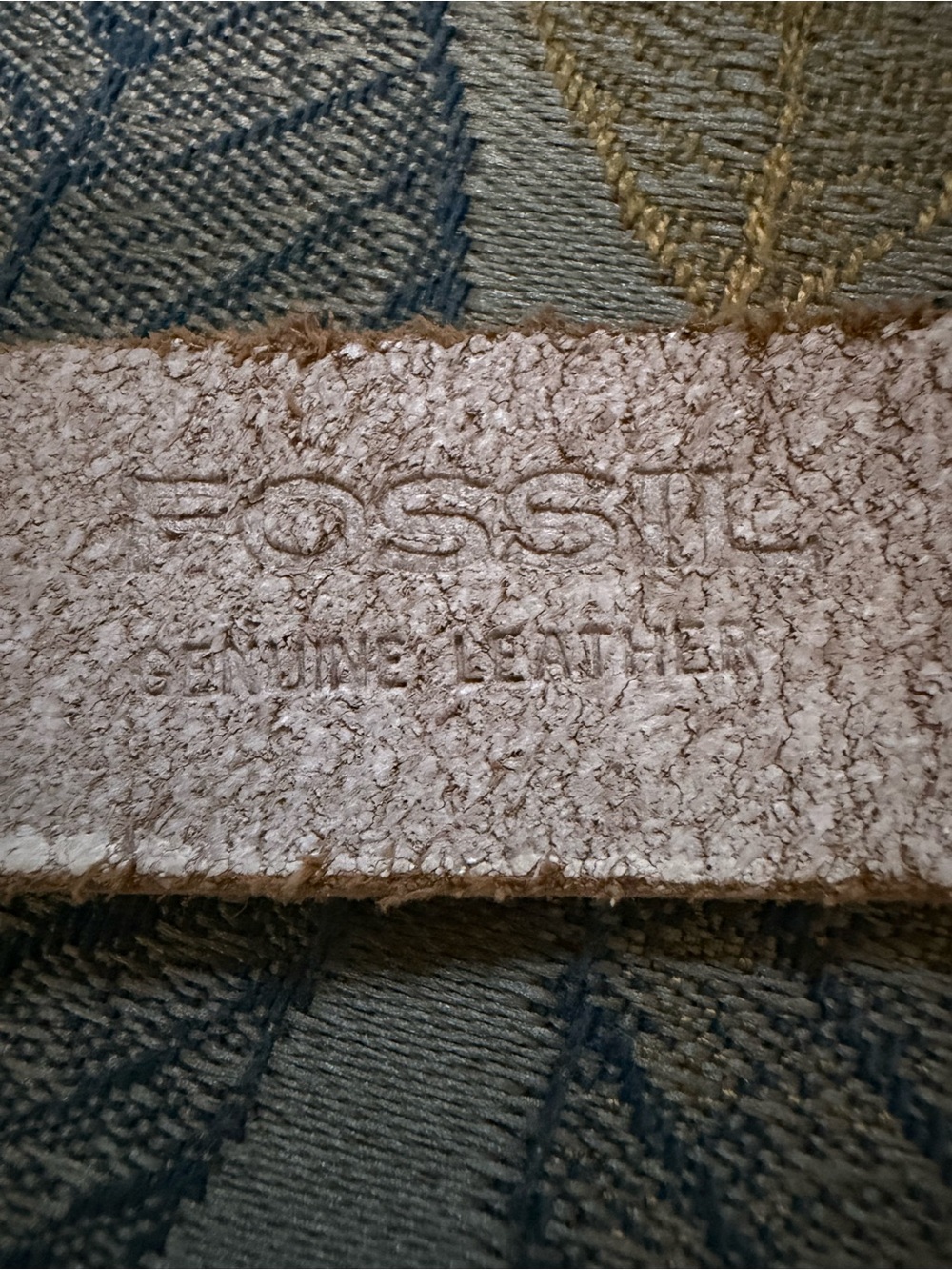 Fossil White Leather Studded Belt with Silver Accents - Picture 8 of 8